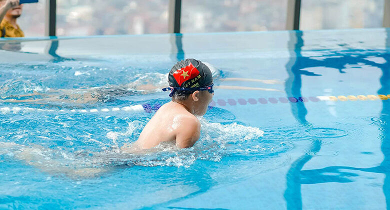 Bể bơi Golden land Hoàng Huy 275 Nguyễn Trãi: Chi tiết giá vé & Lớp học bơi 1